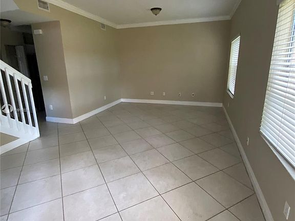 3rd image of 2283 Mariner Ct #2607