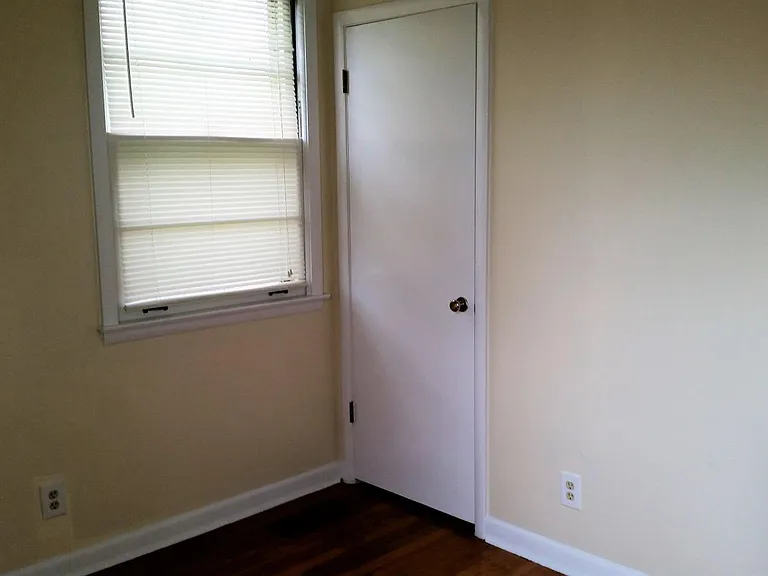 4005 Mem Pkwy N — Photo 14