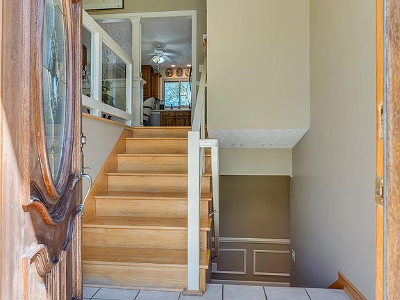 4th image of 4817 Lake Park Dr