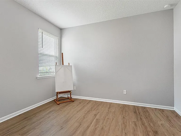 26 Winged Elm Ct — Photo 32