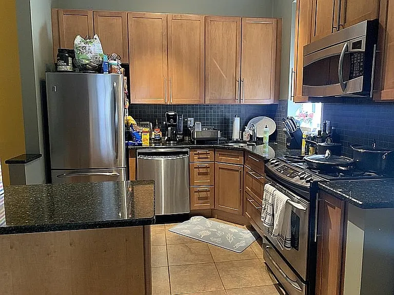 1110 Clinton St #3 — Photo 1