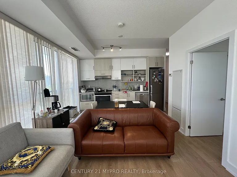 150 Fairview Mall Dr #802 — Photo 28