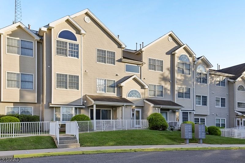 1st image of 1116 Edpas Rd BLDG 11 #1116