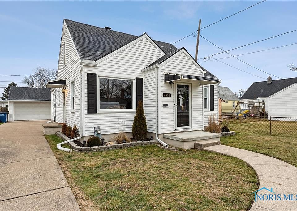 1st image of 4553 289th St