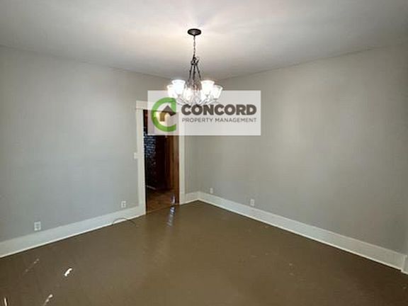 5th image of 508 Charter Pl