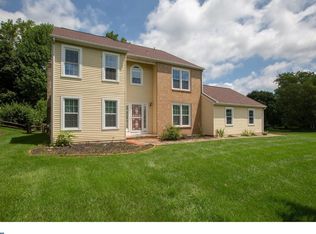 15 Deer Path Ln, Newark, DE 19711