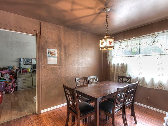 4th image of 4075 Bismarck Dr