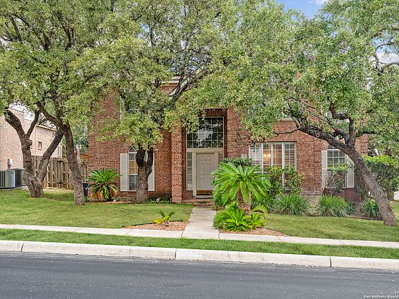 3rd image of 8502 Selby Heights