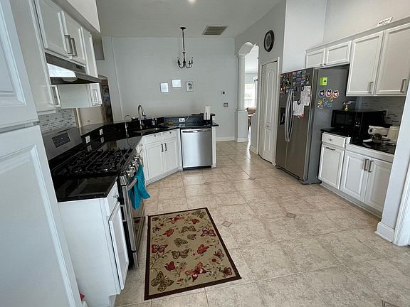 5th image of 14647 Cork Wood Dr