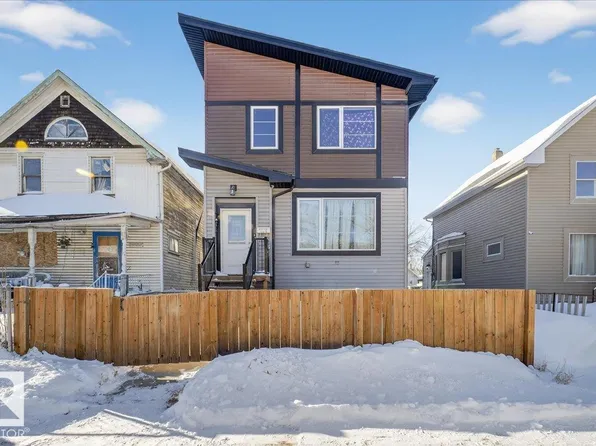 11616 82nd St NW #1, Edmonton, AB T5B 2V8