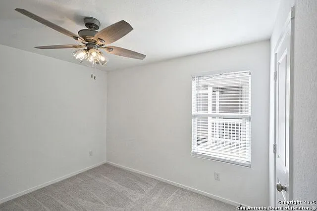 206 Charles Way — Photo 5