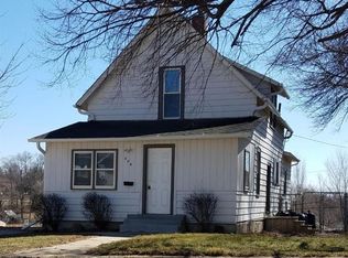804 North St, Guthrie Center, IA 50115