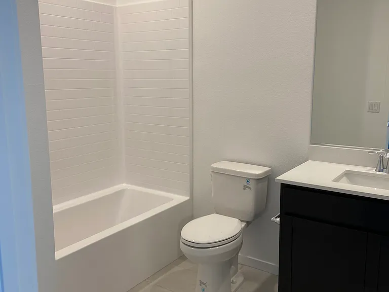 upstair's second bathroom