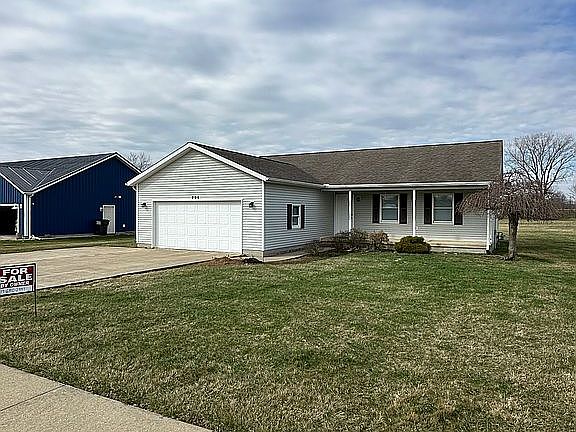 2nd image of 795 Flat Rock Rd