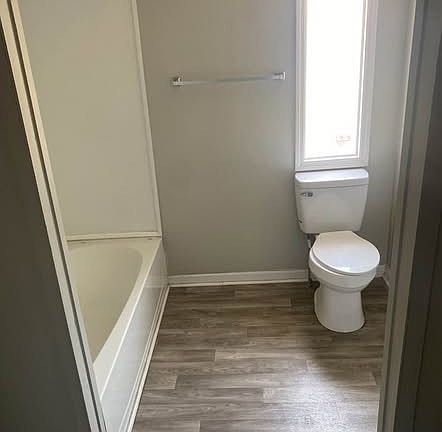 2nd image of 2550 E Shotwell St #2