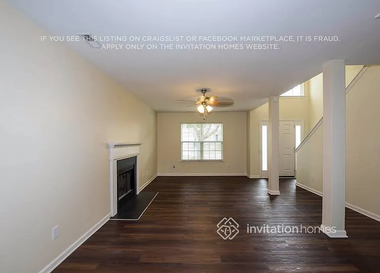 537 Moss Stream Ln — Photo 3