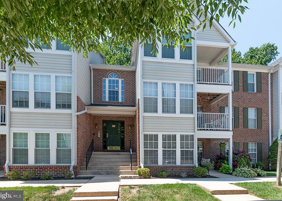 1st image of 3103 Cardinal Way Unit L