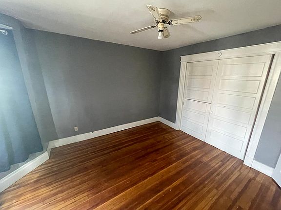 2nd image of 554 Washington Ave #1