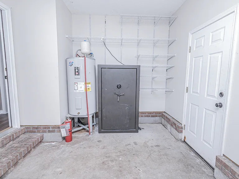 103 Druid Ct — Photo 17