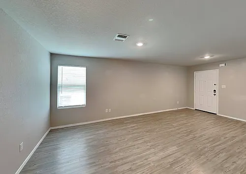 8174 Tidal St Photo 1