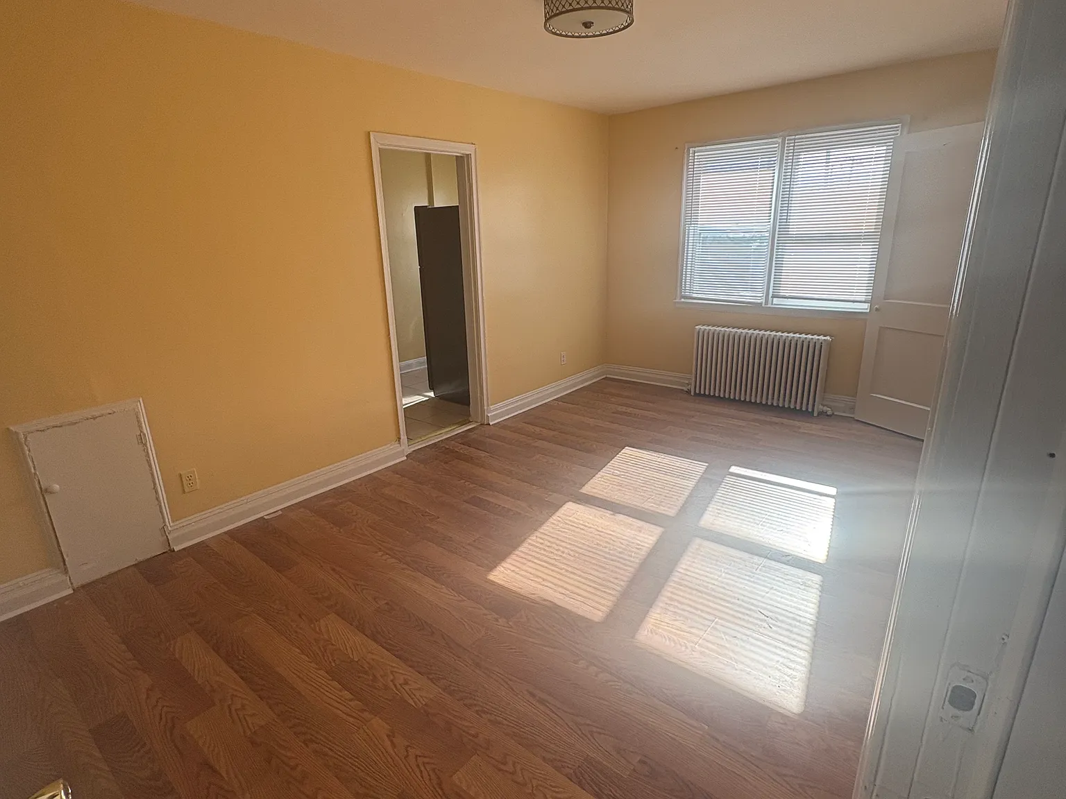 2 bed, $1,200 — Photo 2