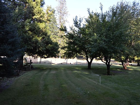 5th image of 1820 Mill Creek Dr