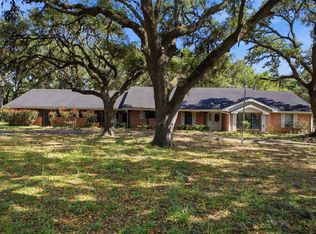 214 Fm 109, New Ulm, TX 78950