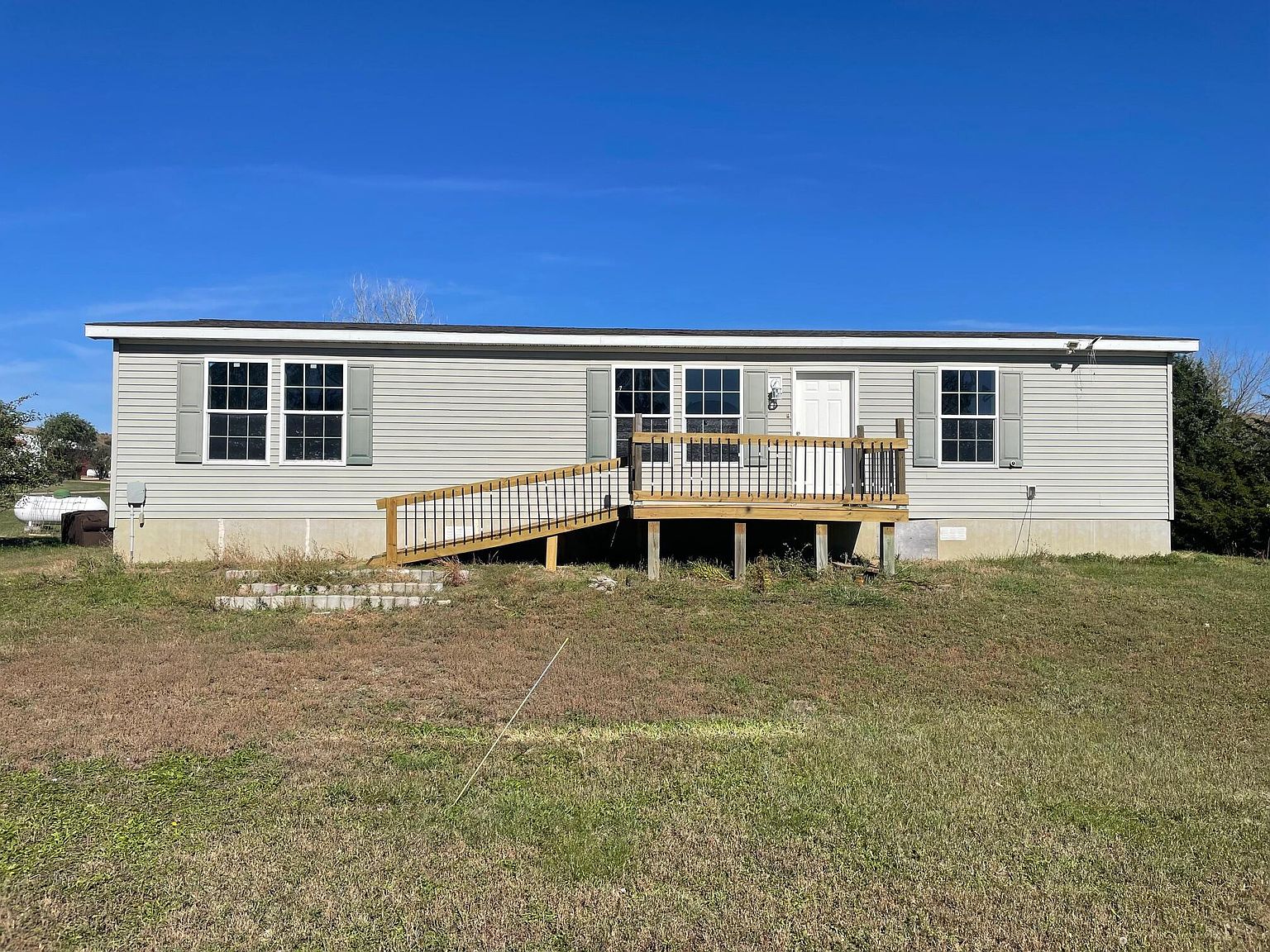 902 N Hughes St, Blunt, SD 57522 Zillow