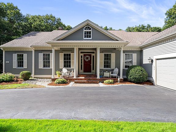 2nd image of 11 Sycamore Avenue