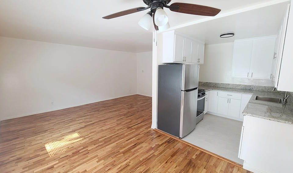 1st image of 7236 Fountain Ave APT 3