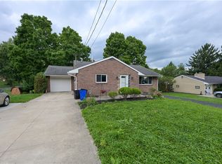1013 Shenango Rd, Beaver Falls, PA 15010