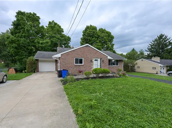 1013 Shenango Rd, Beaver Falls, PA 15010