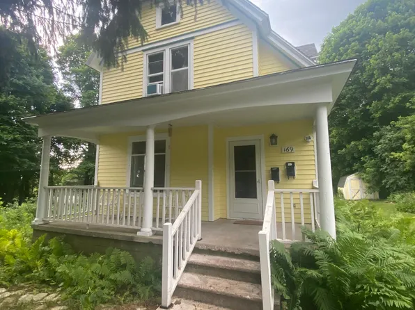 169 N 9th Ave, Sturgeon Bay, WI 54235