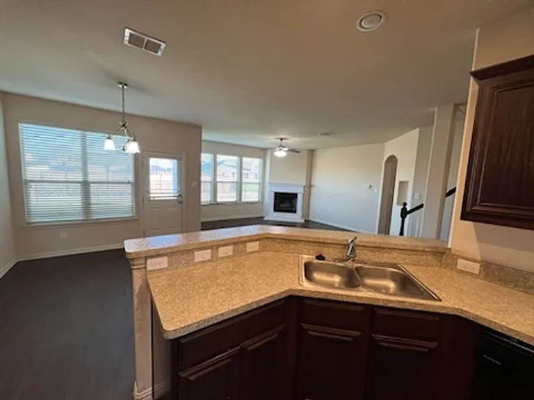 3729 Caladium Ln — Photo 12