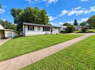 3841 E 39th Ct, Des Moines, IA 50317