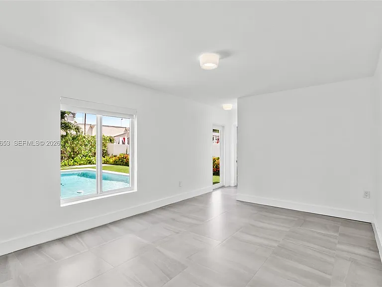 3855 SW 1st St — Photo 5