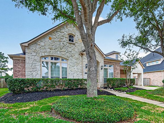 4th image of 12316 Bend Creek Ln