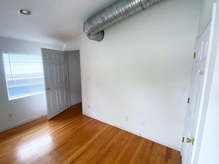 21 S Congress St #201 — Photo 9