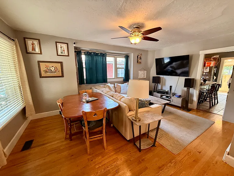 630 S Harmony Ct — Photo 3