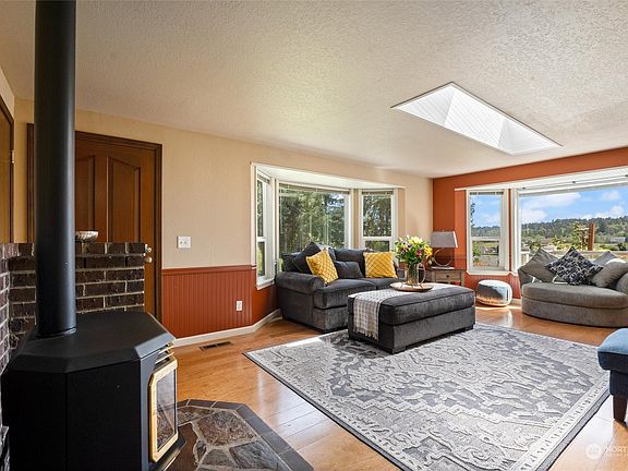 4th image of 4468 SE Firmont Drive