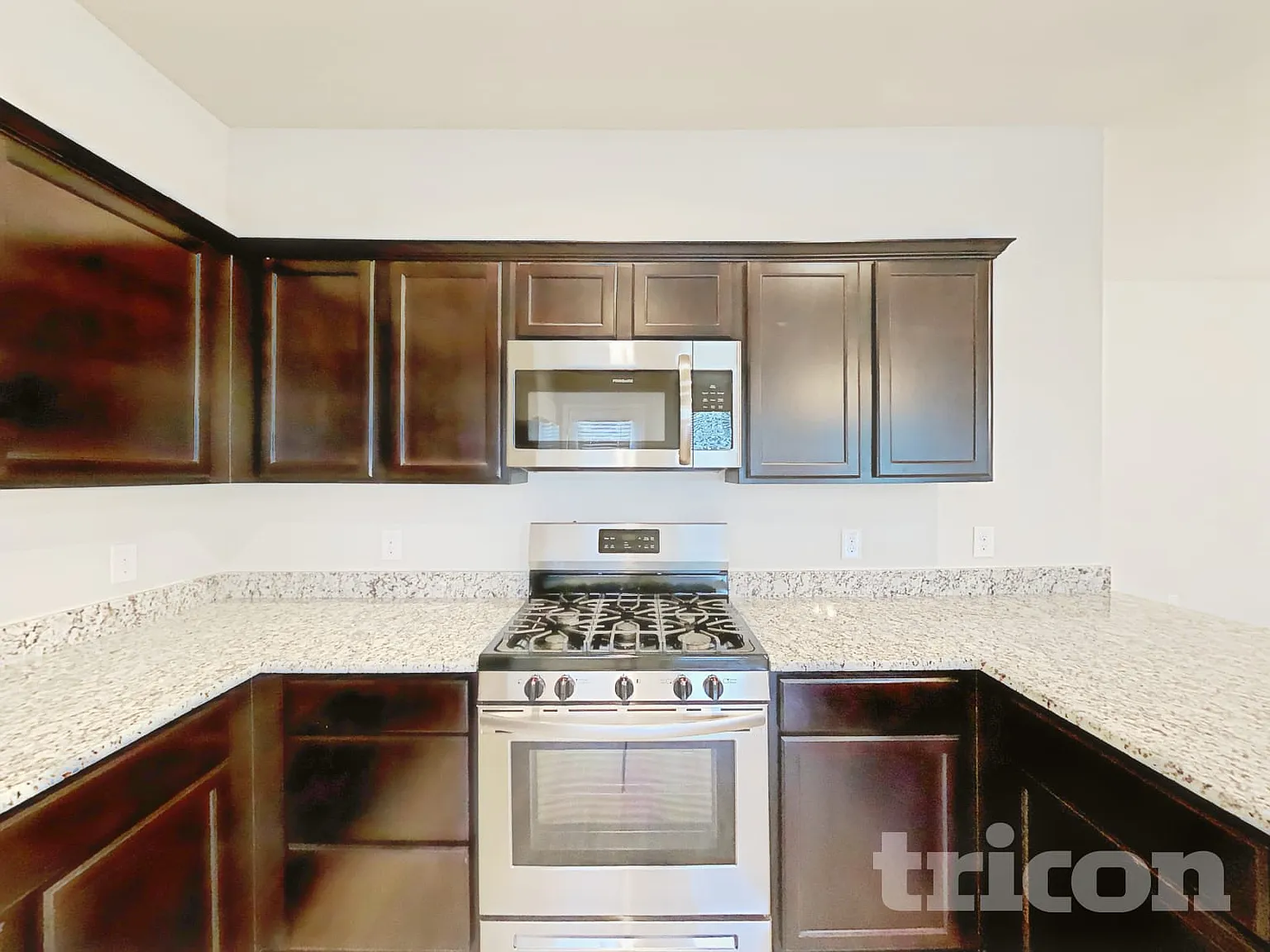 7719 London Tower Lane Houston TX — Photo 3