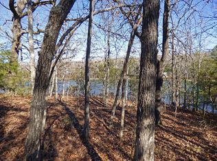 52 Isleta Dr, Cherokee Village, AR 72529