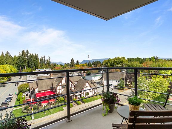 5th image of 12069 Harris Rd #501