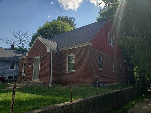 2nd image of 410 N Johnston Ave