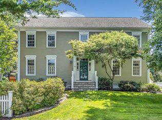 96 Pilgrim Rd, Concord, MA 01742