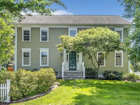 96 Pilgrim Rd, Concord, MA 01742