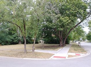 9752 S Normandy Ave, Oak Lawn, IL