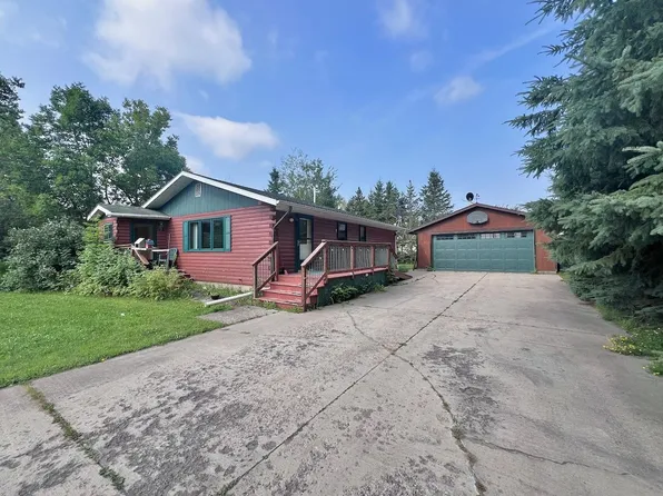 230 3rd St NW, Cook, MN 55723