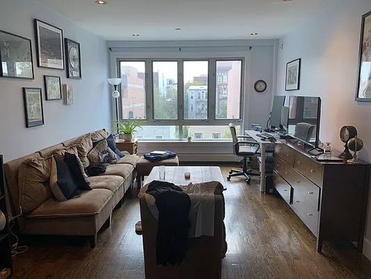 Rented by Flatiron Real Estate Advisors LLC | media 7