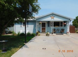 404 S Jefferson St, Hugoton, KS 67951